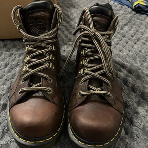 Men’s Dr Martens Size 9